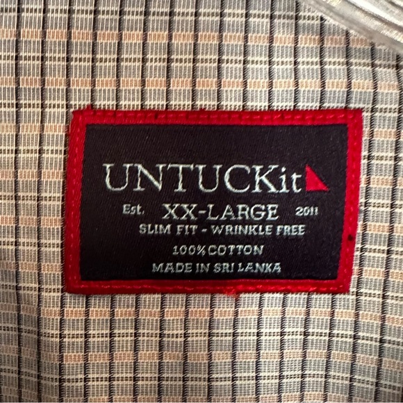 UNTUCKit Cotton Casual Button Up Shirt Men's XXL Brown Tan Slim Fit Wrinkle Free - Picture 2 of 5
